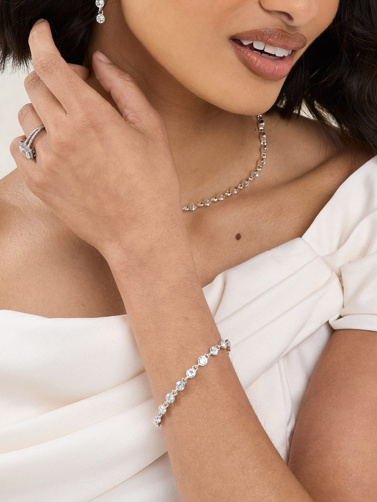 What Is A Tennis Bracelet?