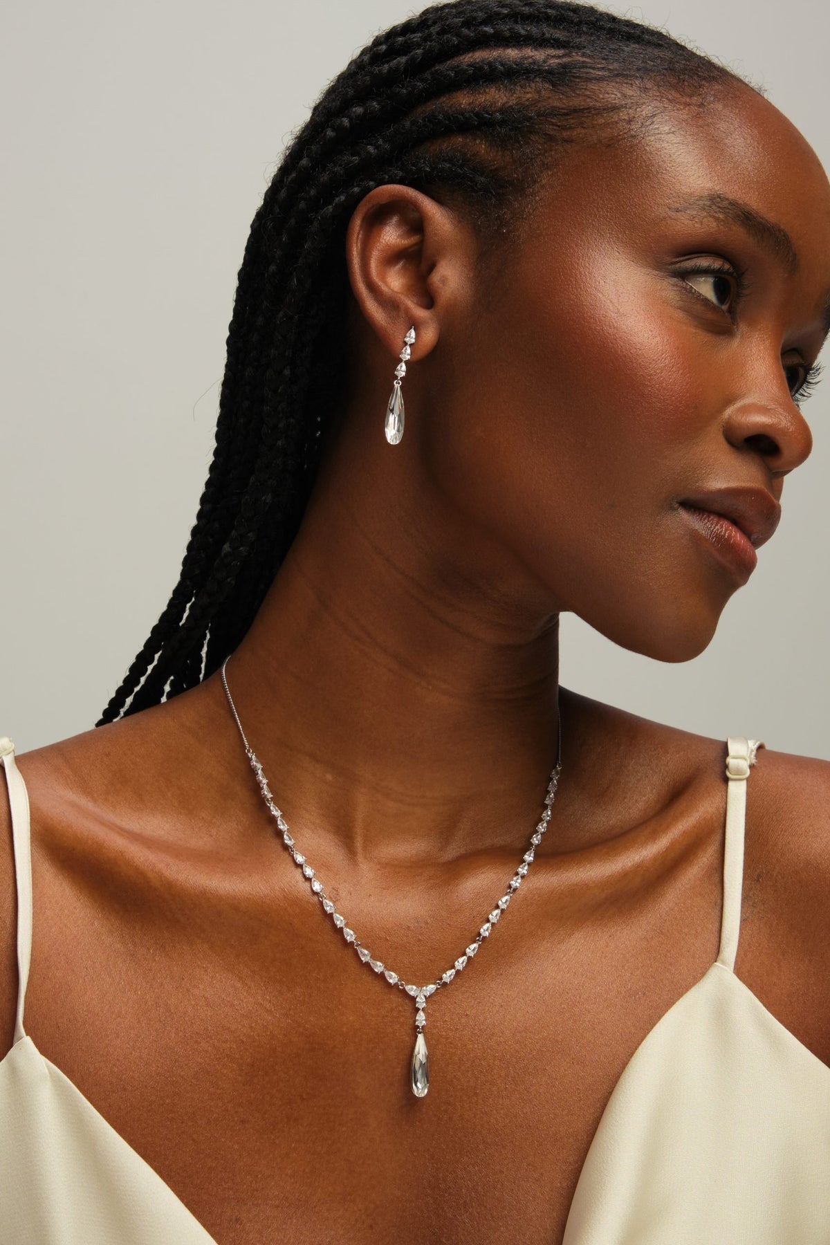 A Guide To Bridesmaids Jewellery Gifting