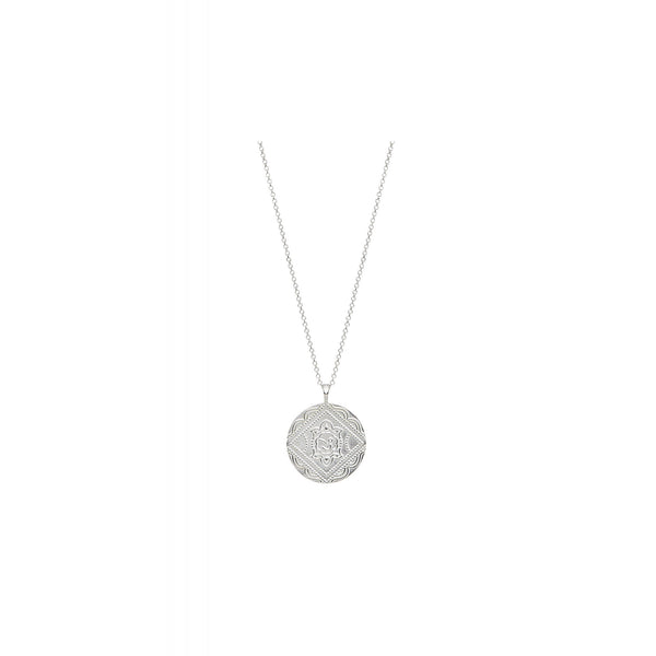 Simply Silver Sterling Silver 925 Embossed Round Pendant Necklace