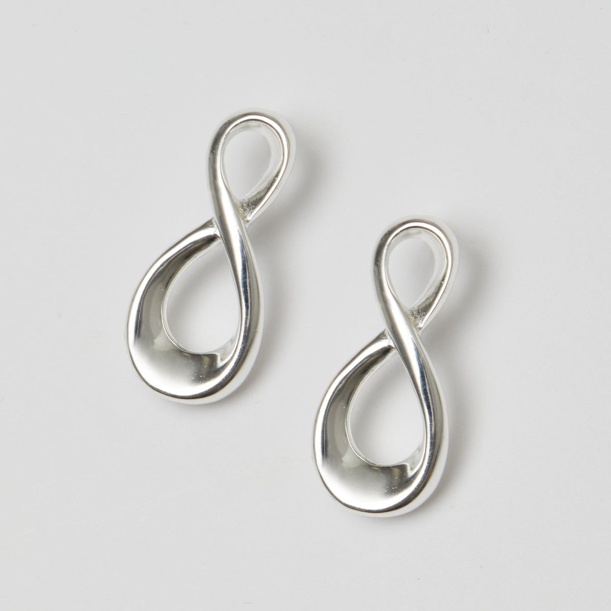 Simply Silver Sterling Silver 925 Polished Chunky Infinity Earrings