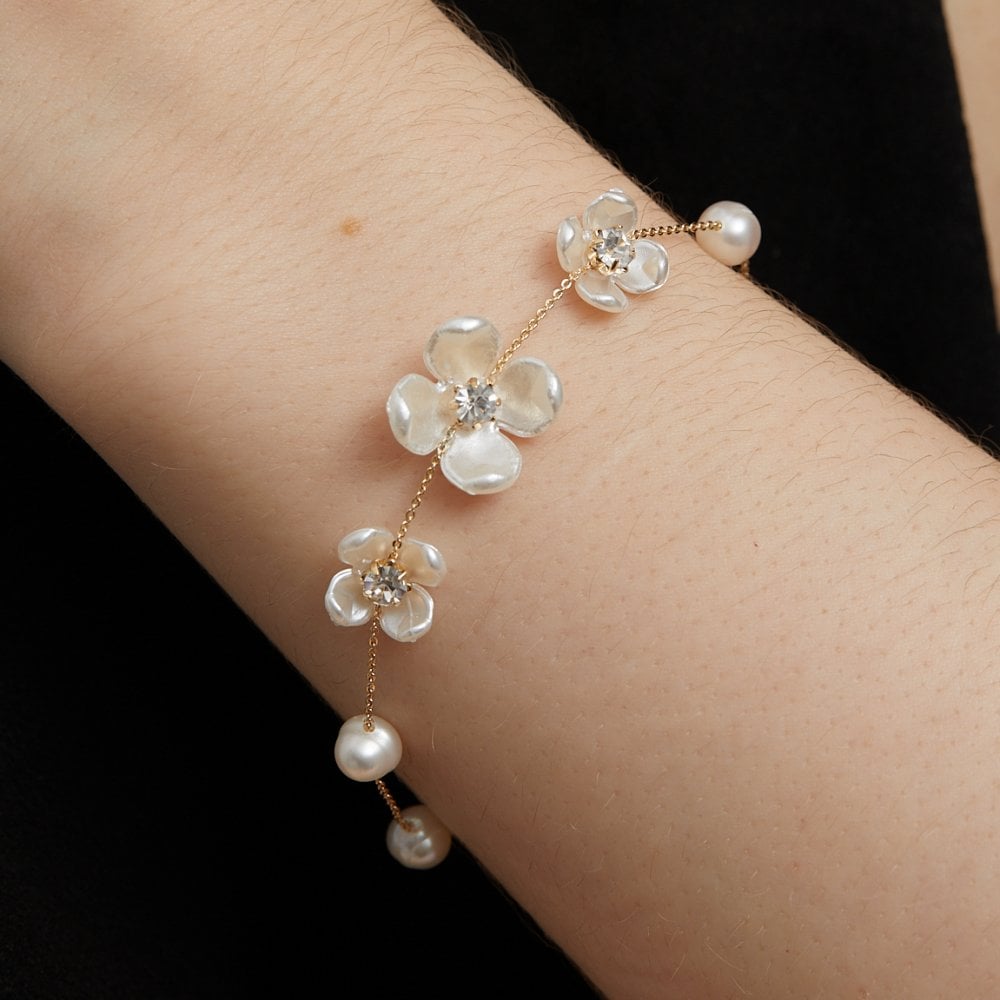 Jon Richard Gold Plated White Floral And Freshwater Pearl Bracelet