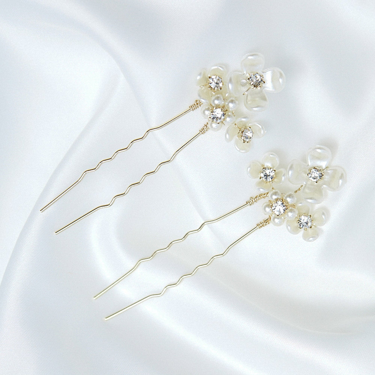 Jon Richard Gold Plated White Floral Hair Pins - Gift Pouch