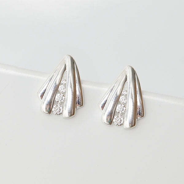 Simply Silver Sterling Silver 925 Polished And Cubic Zirconia Shell Stud Earrings