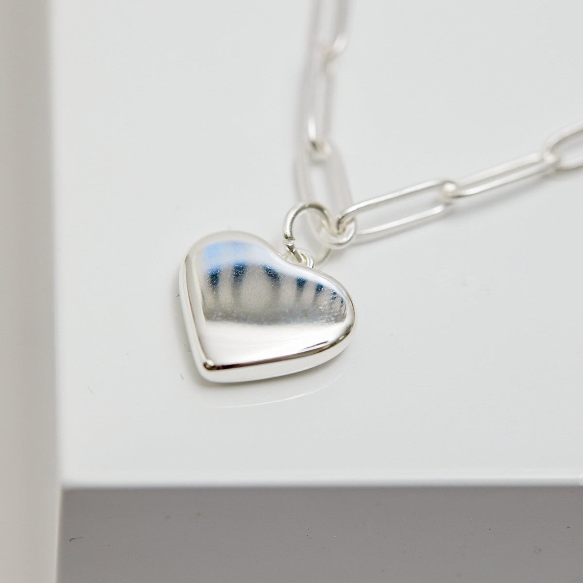 Mood Silver Stainless Steel Polished Heart Chain Necklace