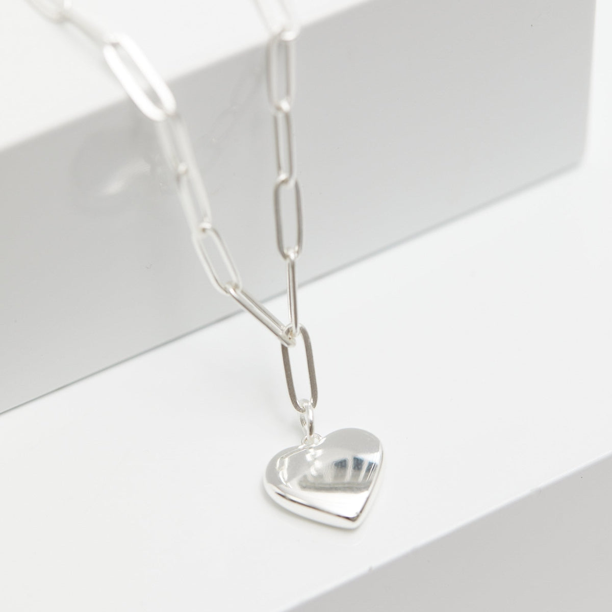 Mood Silver Stainless Steel Polished Heart Chain Necklace