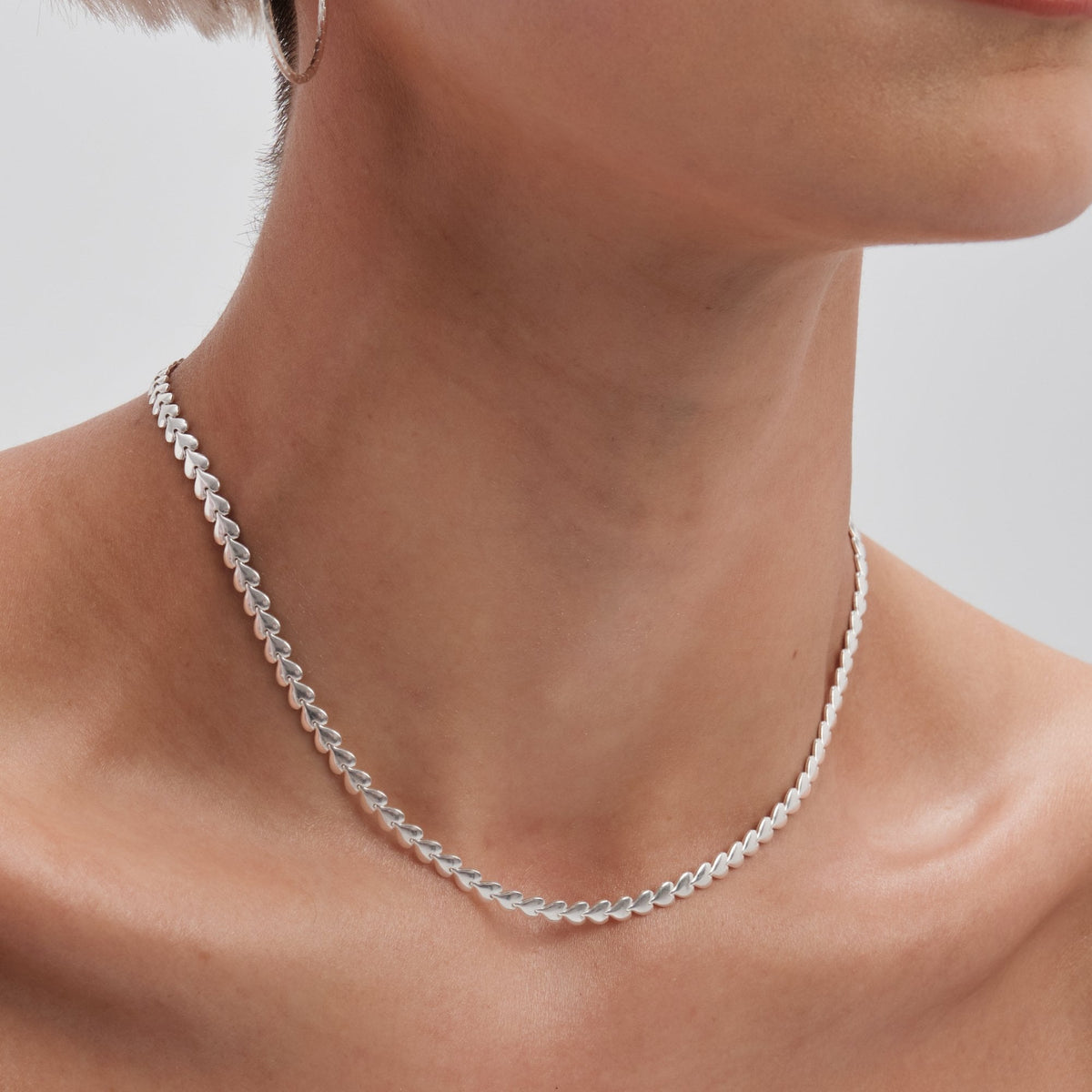 Sterling Silver 925 Heart Row Allway Necklace