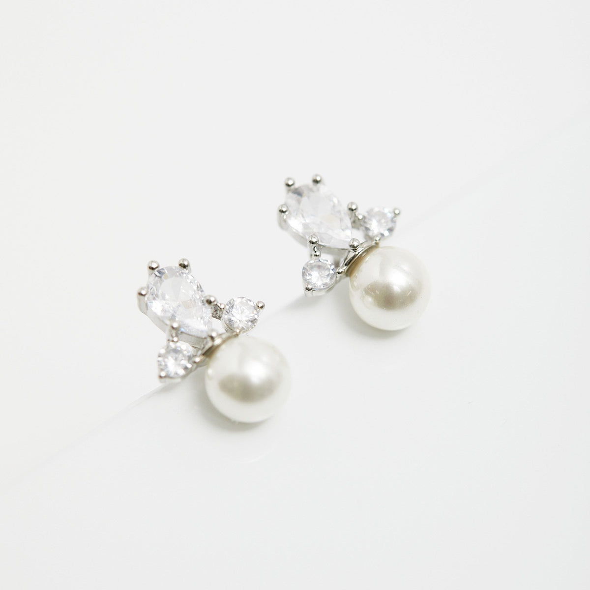 Jon Richard Rhodium Plated And Pearl Set - Gift Boxed