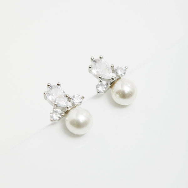 Jon Richard Rhodium Plated And Pearl Set - Gift Boxed