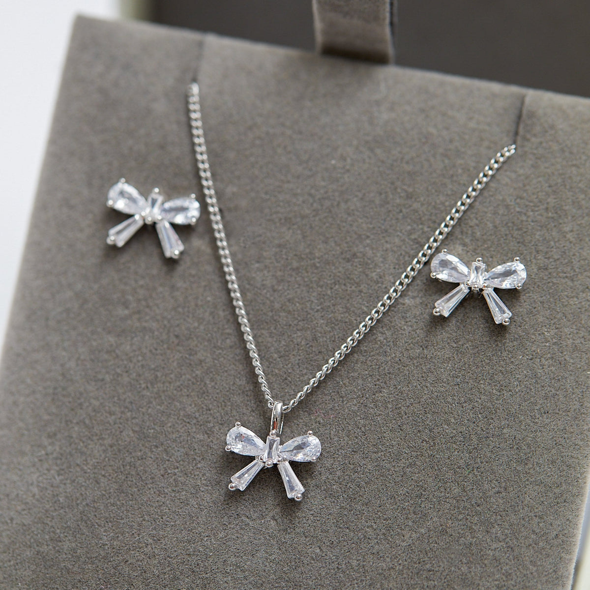 Jon Richard Rhodium Plated Bow Earrings and Pendant Set - Gift Boxed