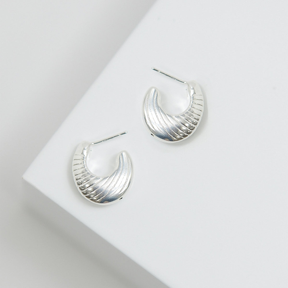 Simply Silver Sterling Silver 925 Polished Textured Hoop Earrings
