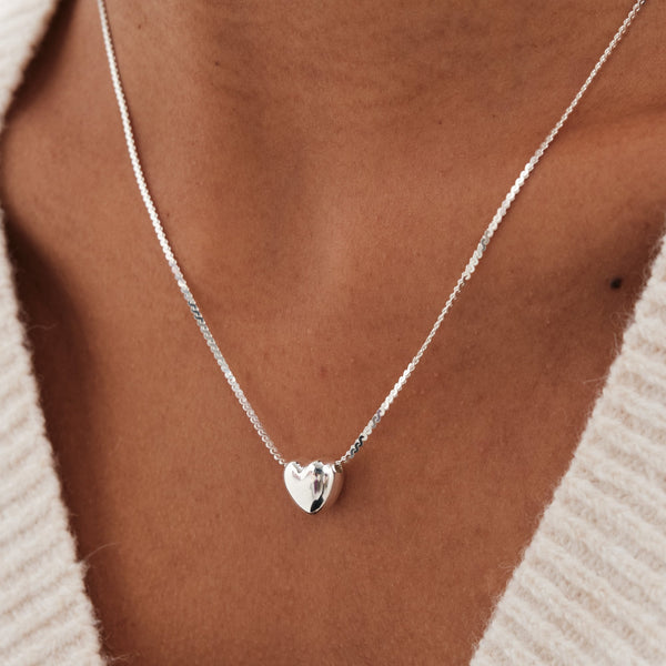 Simply Silver Sterling Silver 925 Puff Heart Threaded Chain Necklace