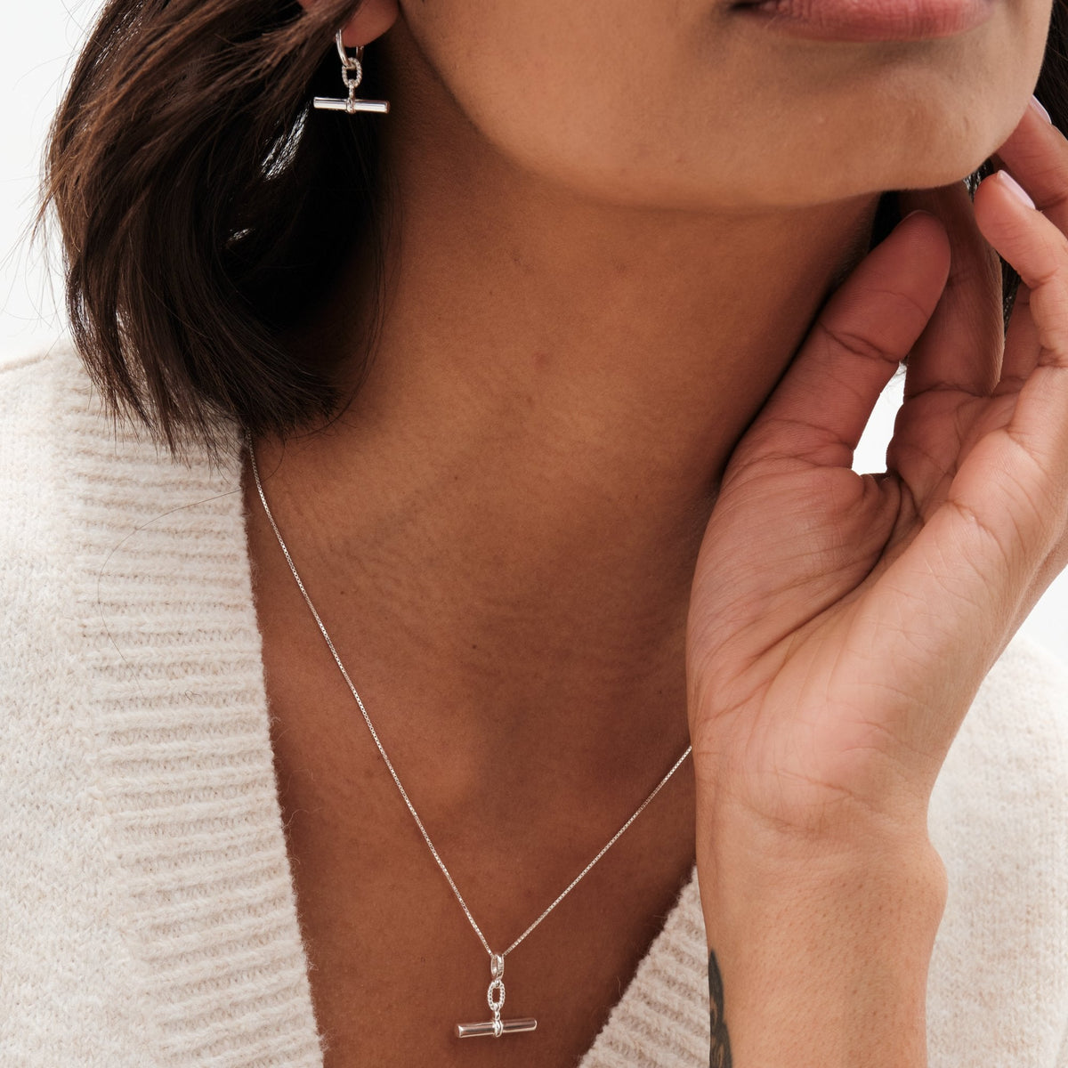 Simply Silver Sterling Silver 925 Textured Polished T Bar Necklace