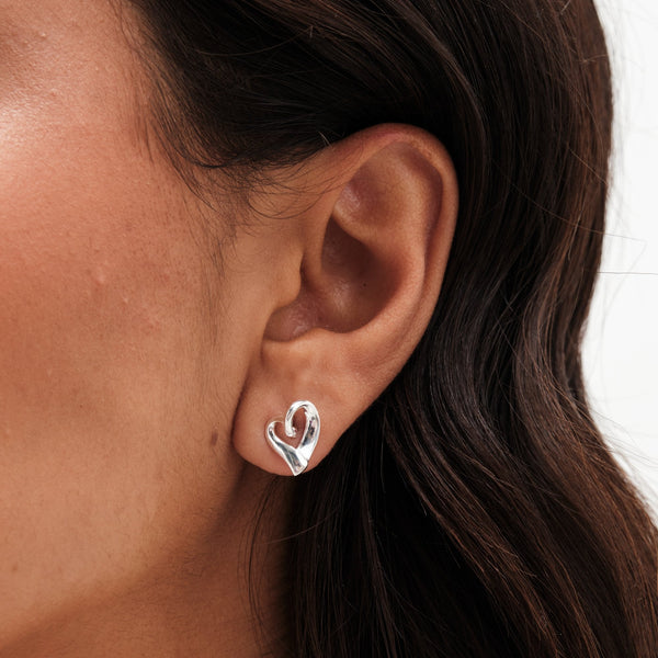 Simply Silver Sterling Silver 925 Polished Tapered heart Earrings