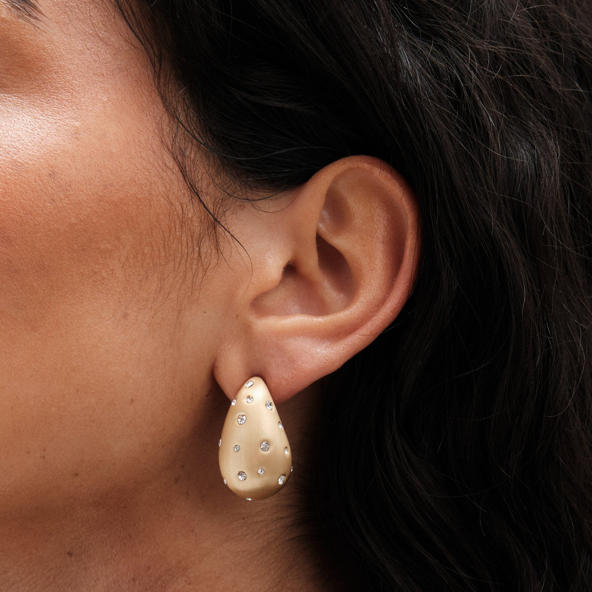 Mood Gold Polished And Crystal Stone Teardrop Hoop Earrings