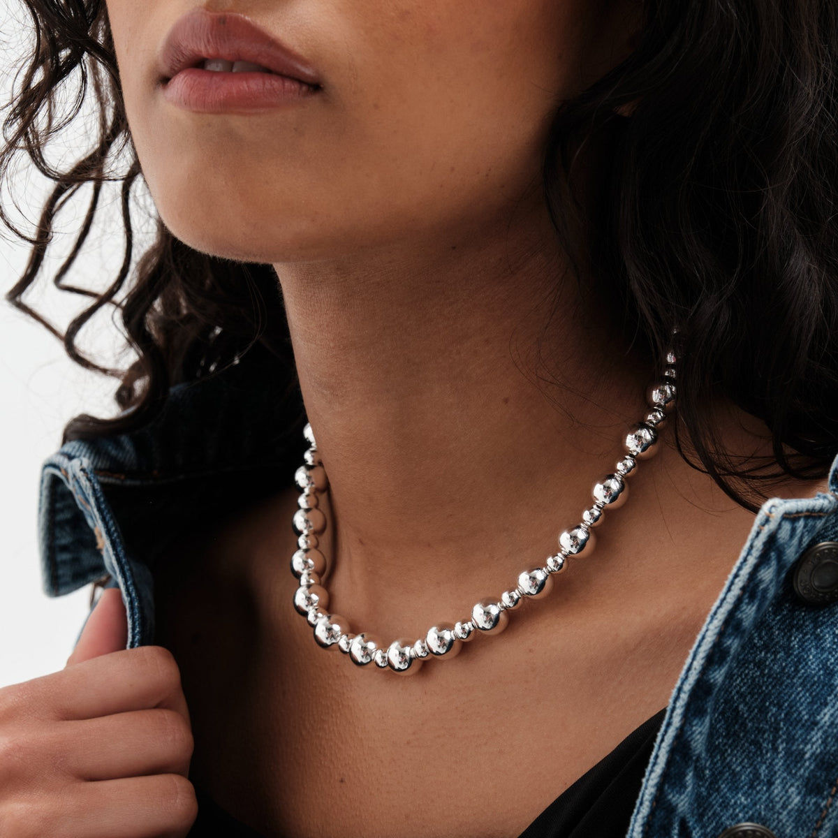 Mood Silver Polished Orb Necklace