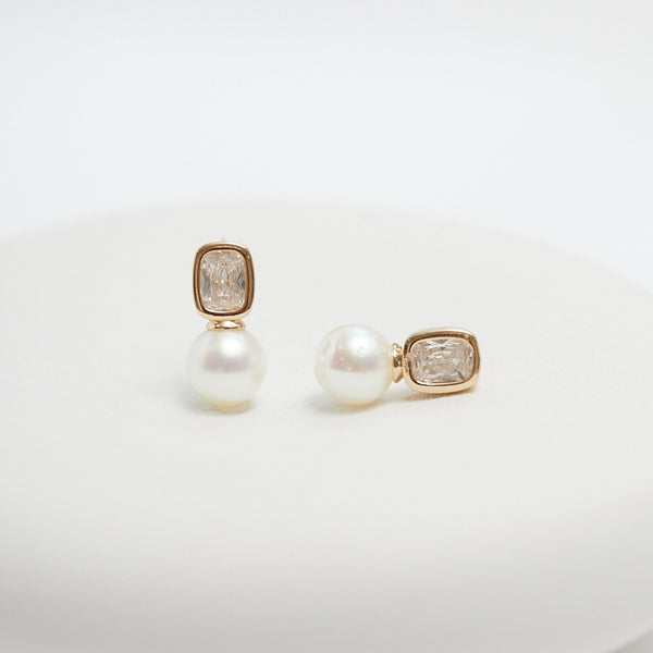 Jon Richard Gold Plated Crystal And Pearl Drop Earrings
