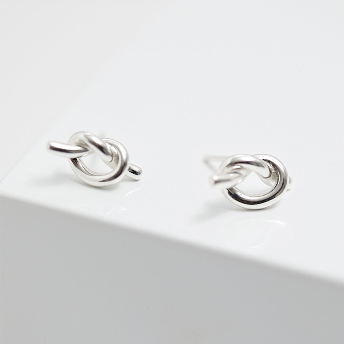 Simply Silver Sterling Silver 925 Polished Knotted Stud Earrings