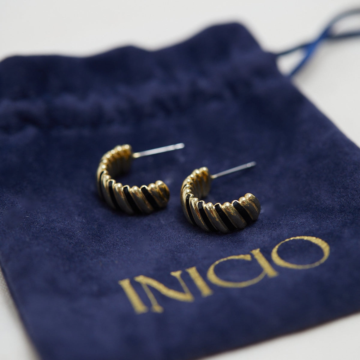 Inicio Gold Plated Polished And Jet Enamel Hoop Earrings - Gift Pouch