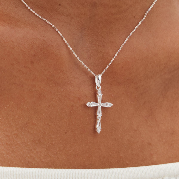 Simply Silver Sterling Silver 925 Cubic Zirconia Cross Pendant