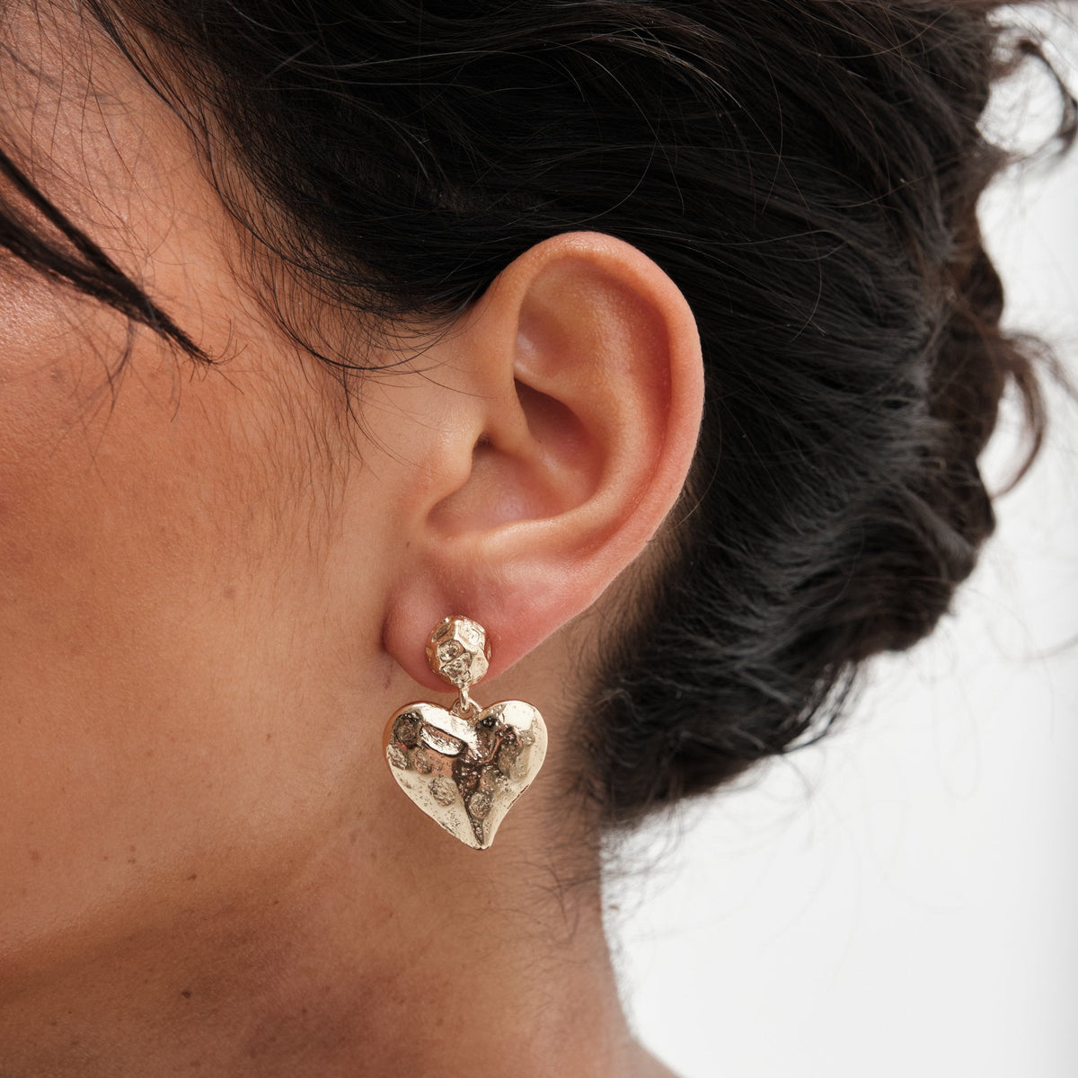 Mood Gold Hammered Matte Twisted Heart Drop Earrings