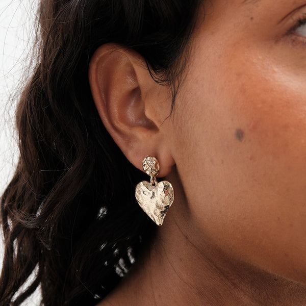 Mood Gold Hammered Matte Twisted Heart Drop Earrings