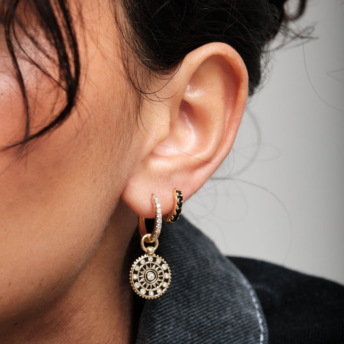 Inicio Gold Plated Enamel Compass Earrings - Gift Pouch