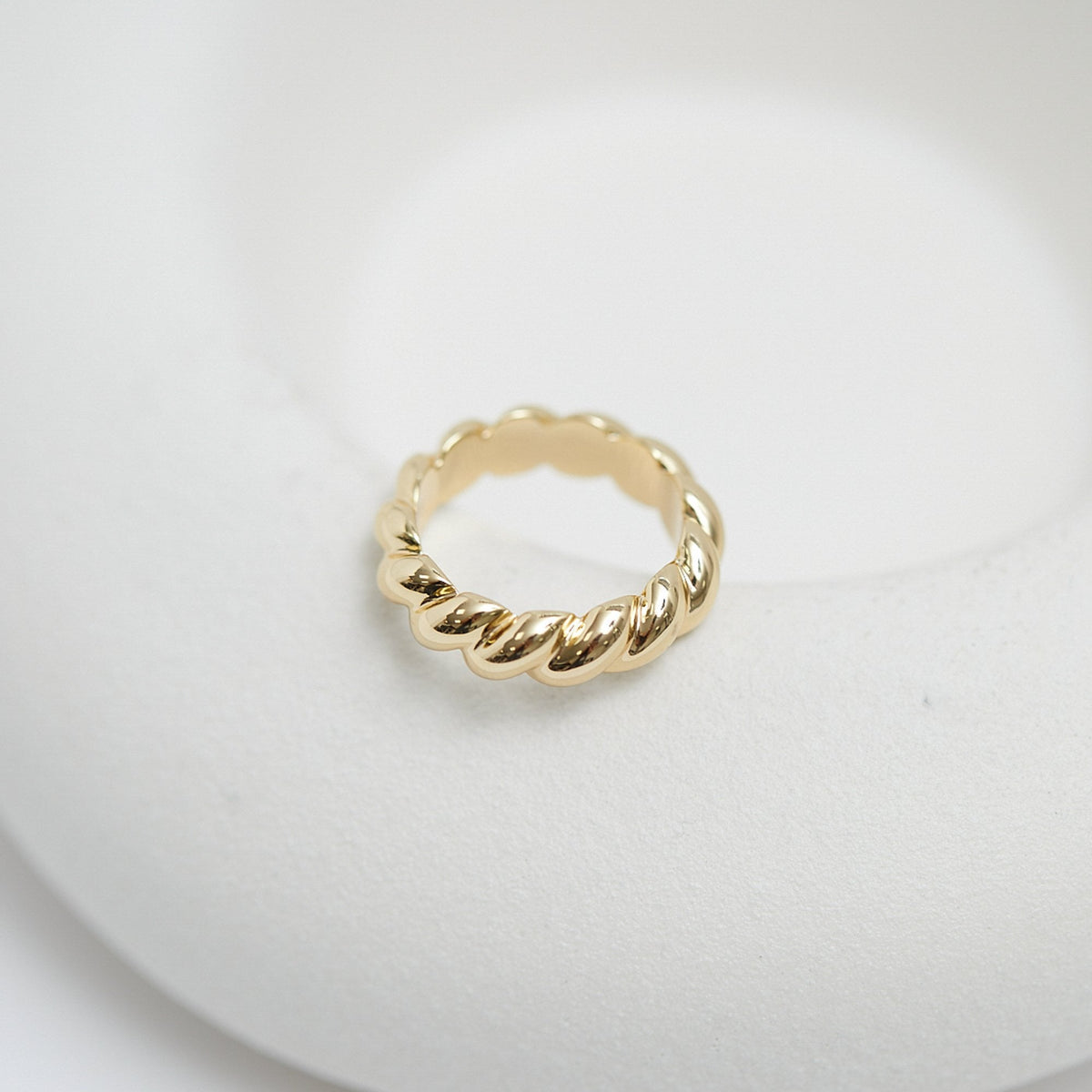 Jon Richard Gold Plated Polished Twisted Ring
