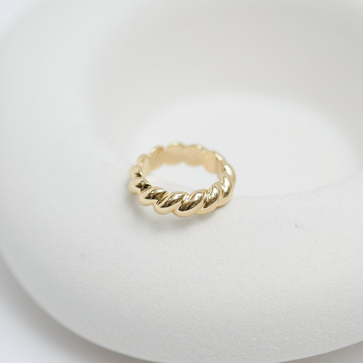 Jon Richard Gold Plated Polished Twisted Ring