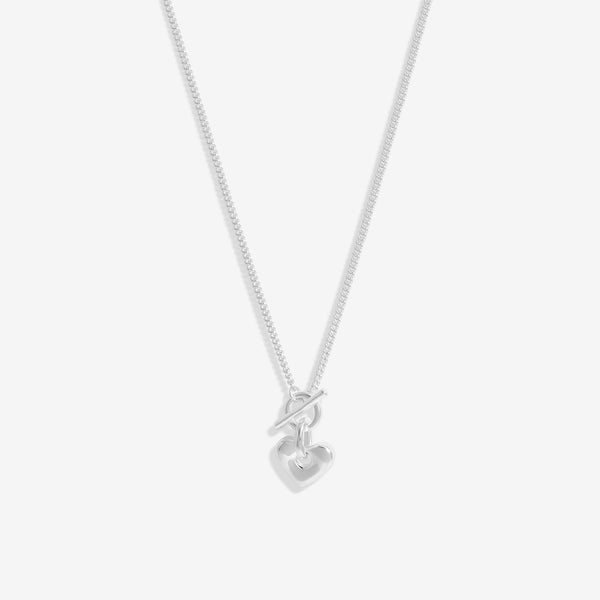 Simply Silver Sterling Silver 925 Heart Molten T Bar Necklace
