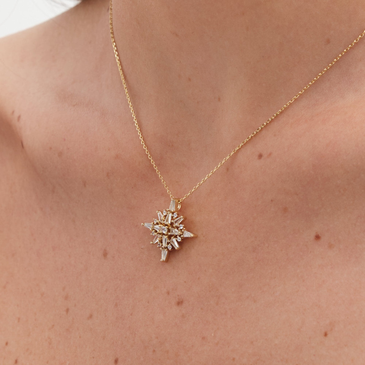 Inicio Gold Plated Cubic Zirconia Star Set - Gift Box