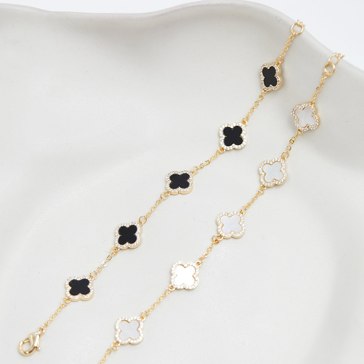 Jon Richard Gold Plated Mother of Pearl Clover Bracelet