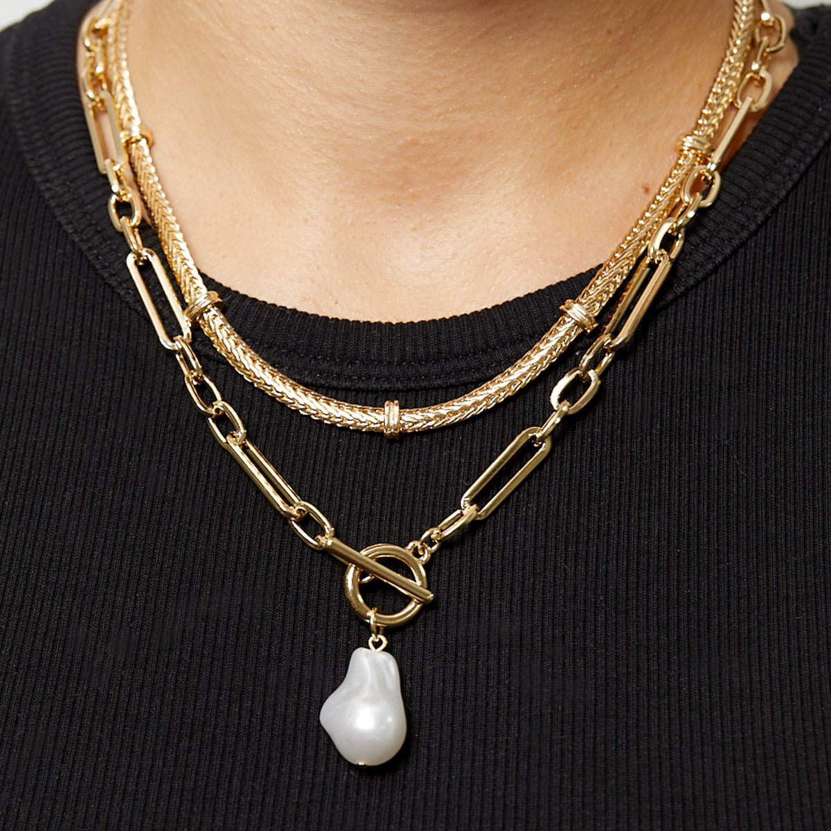 Mood Gold Pearl Chain Link Necklace