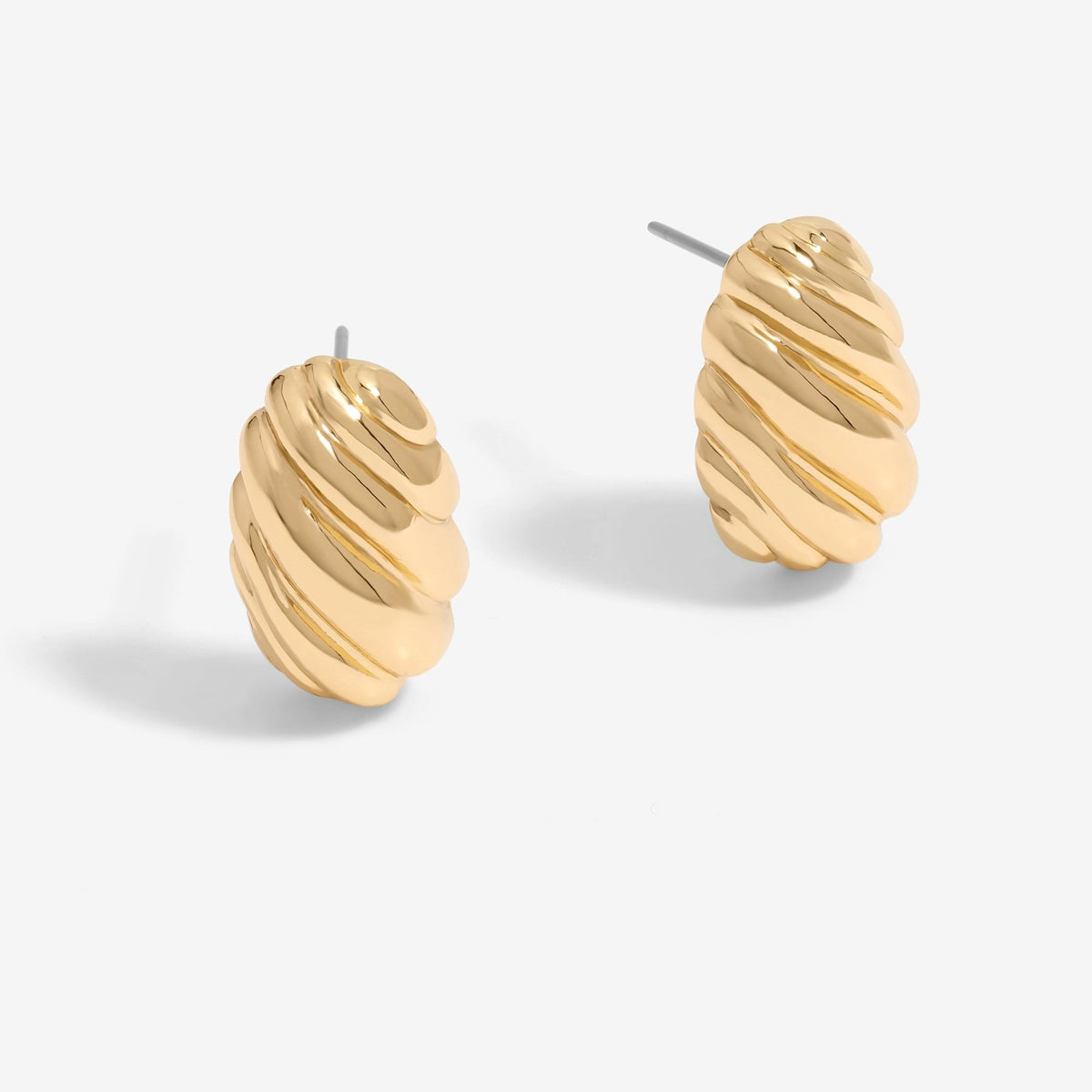 Mood Gold Polished Quilted Stud Earrings
