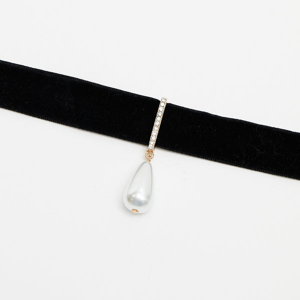 Mood Gold Crystal Pearl Charm Drop Choker Necklace
