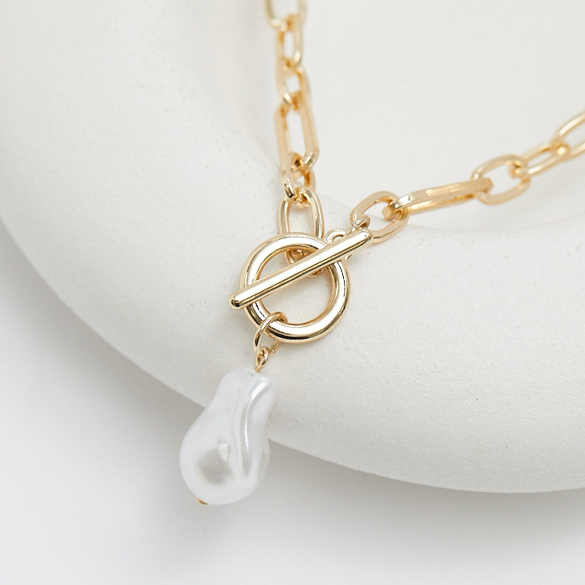 Mood Gold Pearl Chain Link Necklace