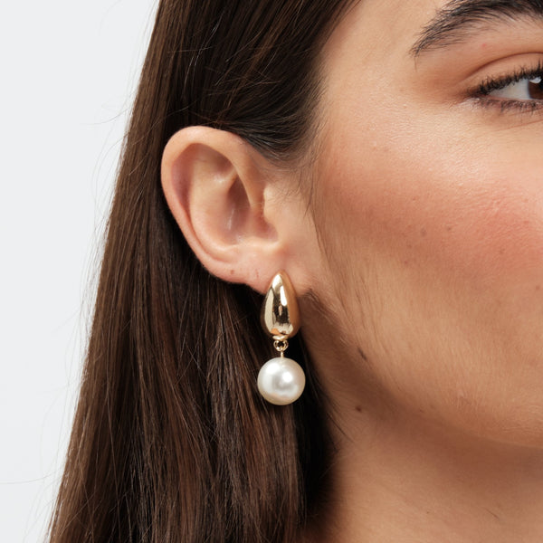 Mood Gold Polished Pearl Charm Hoop Earrings