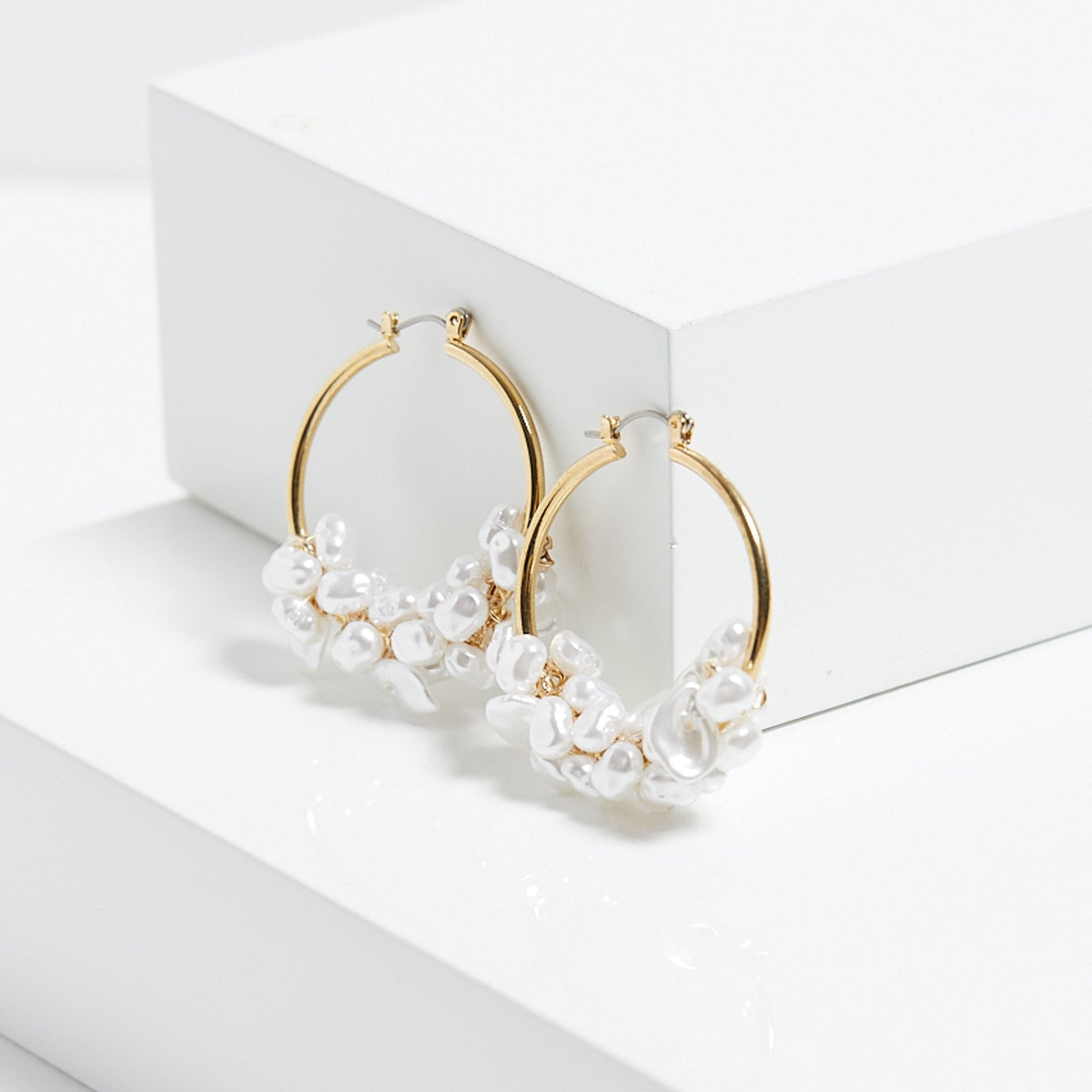 Mood Gold Pearl Cluster Hoop Earrings