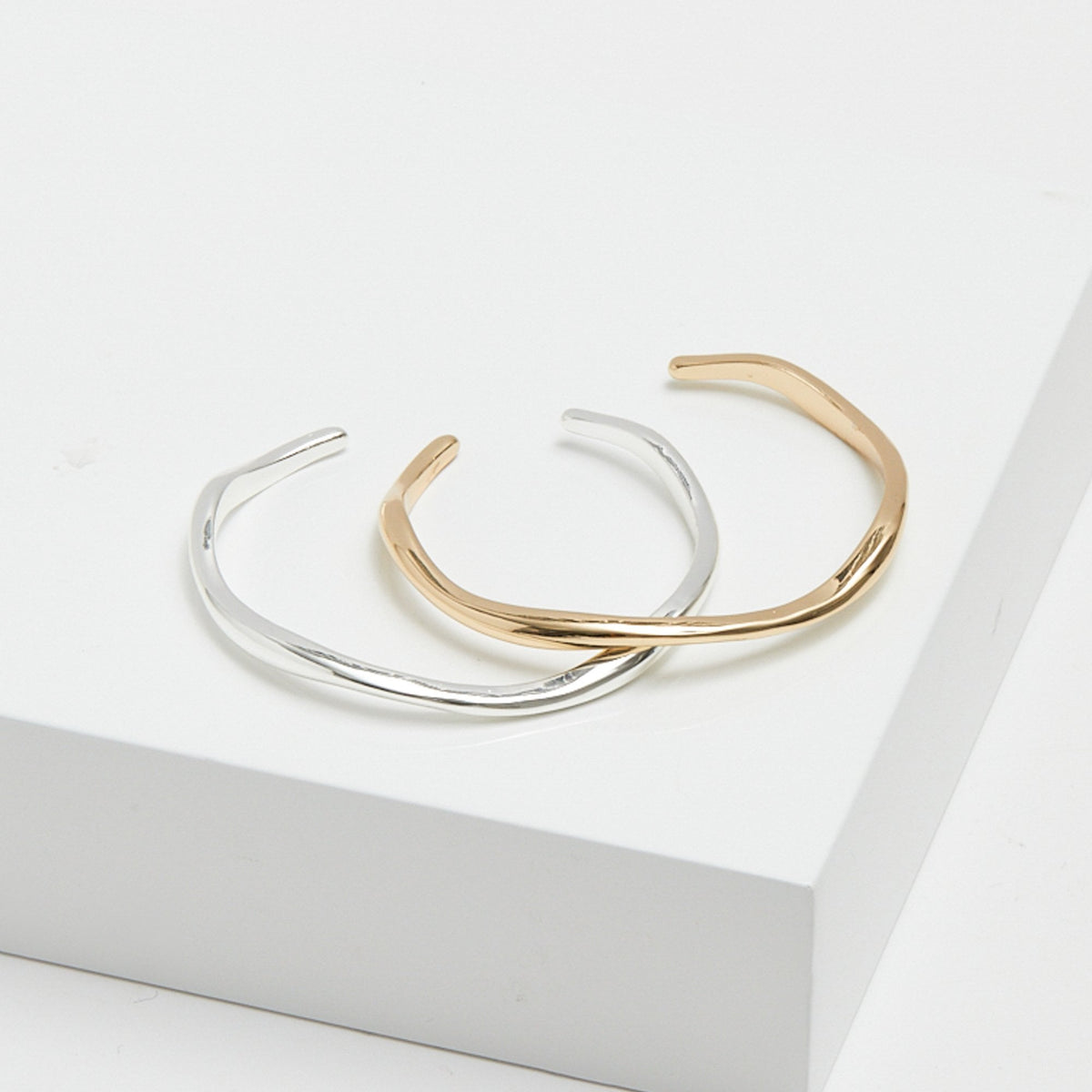 Inicio Two Tone Cuffs - Pack of 2 - Gift Pouch