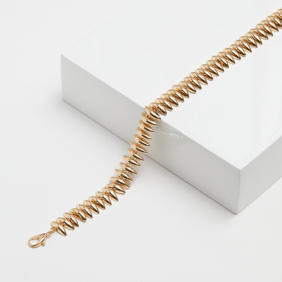 Inicio Gold Plated Polished Ridged Allway Necklace - Gift Pouch