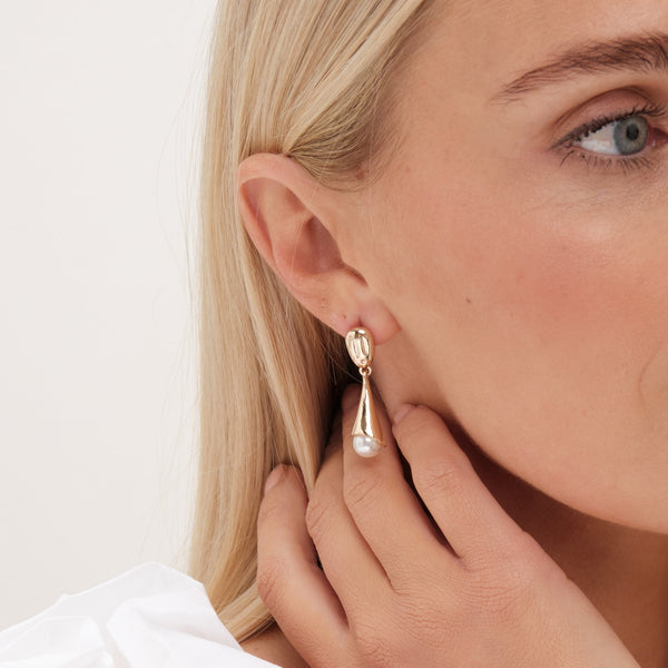 Mood Gold Molten Top Pearl Drop Earrings