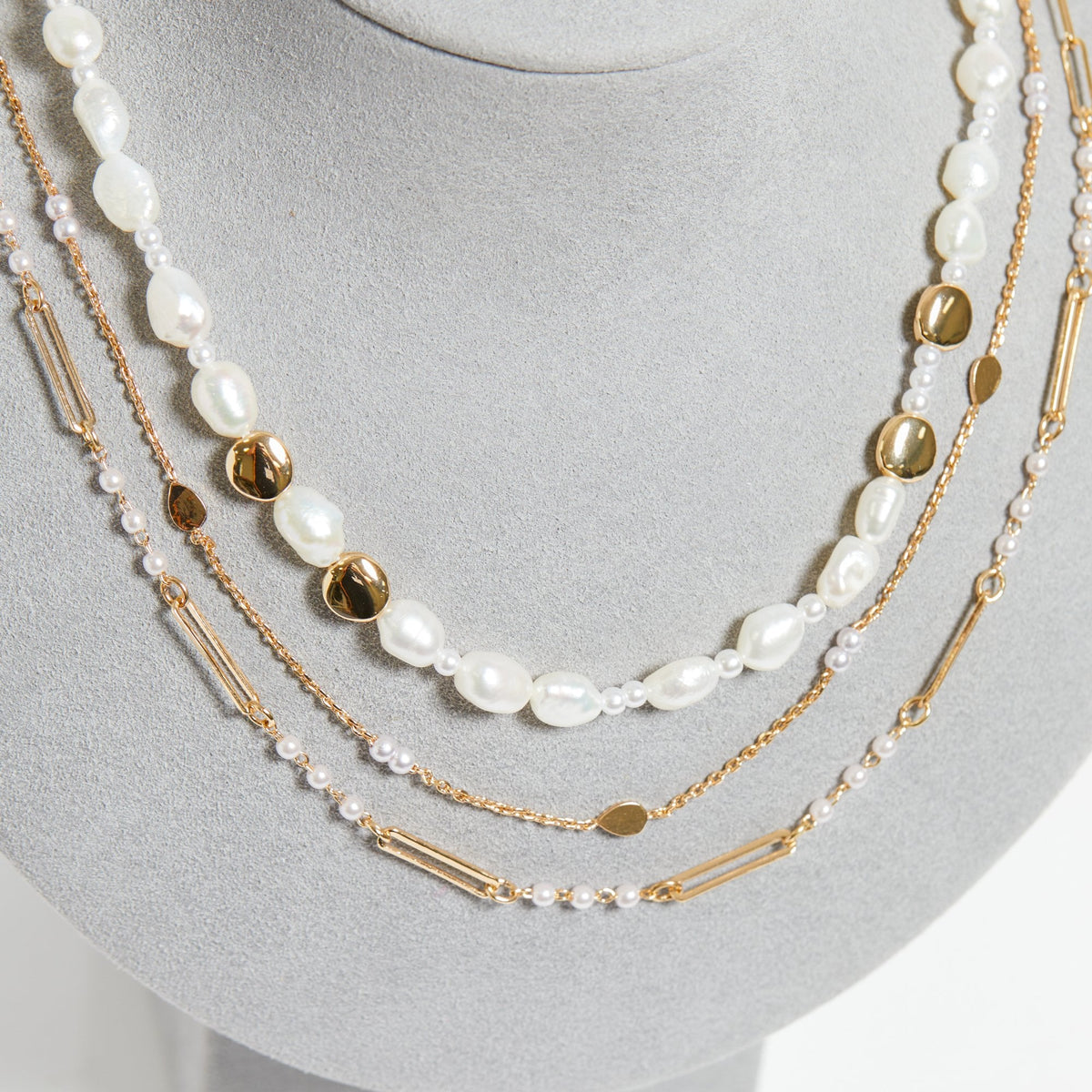 Inicio Gold Plated Semi Precious Pearl And Chain Layered Necklace - Gift Pouch