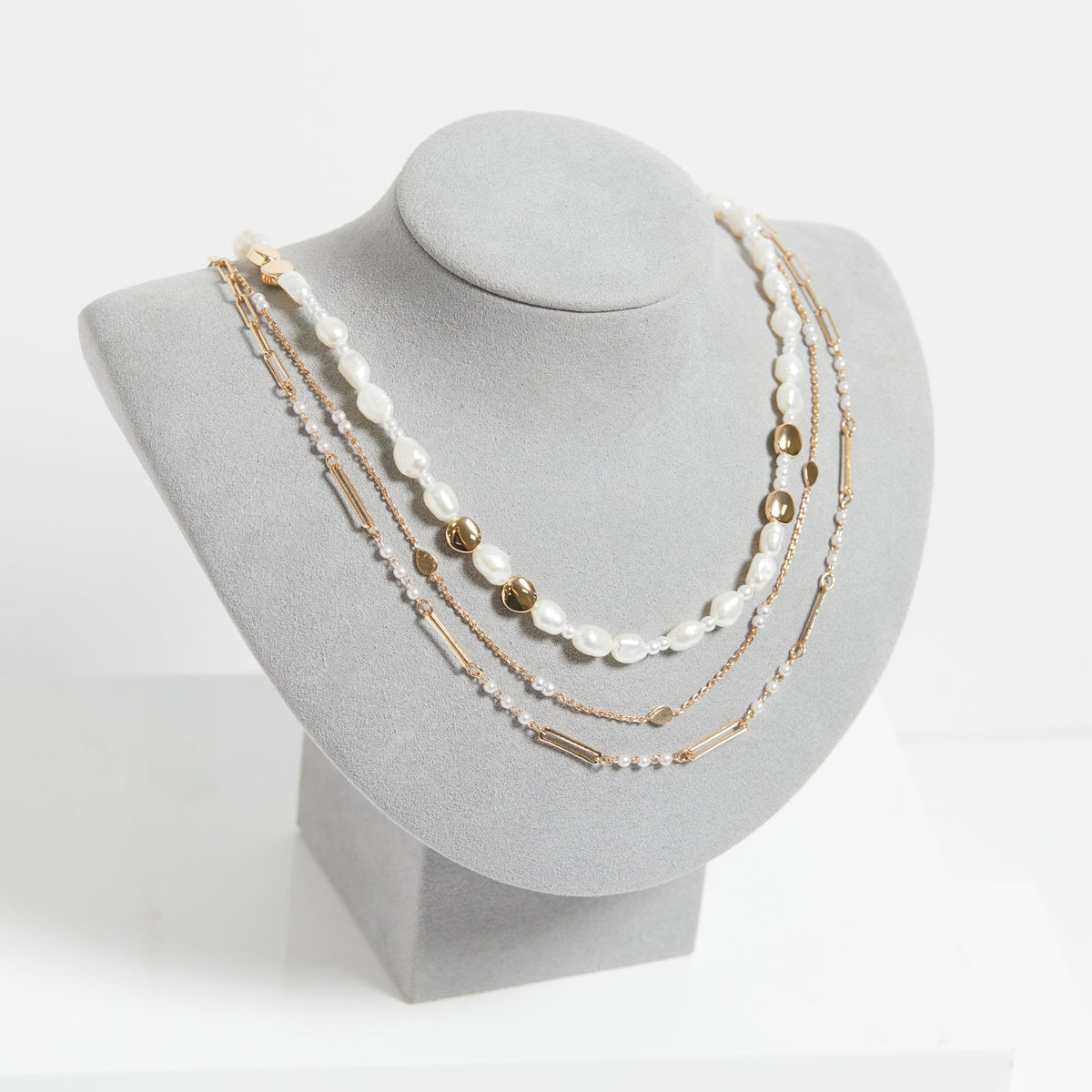 Inicio Gold Plated Semi Precious Pearl And Chain Layered Necklace - Gift Pouch
