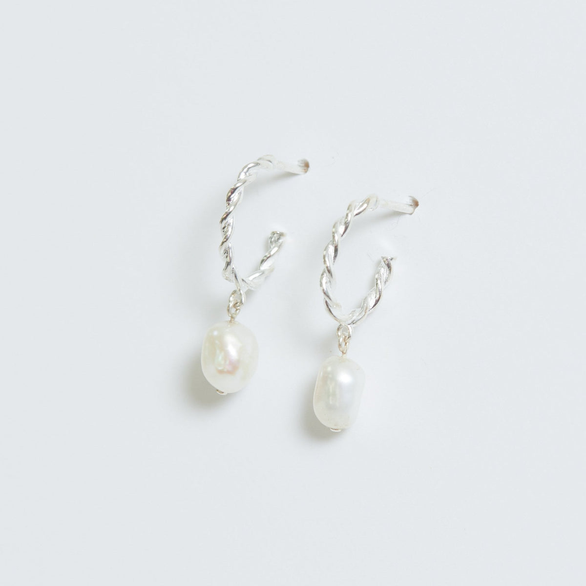 Simply Silver Sterling Silver 925 Polished twist and Pearl Hoop Earrings