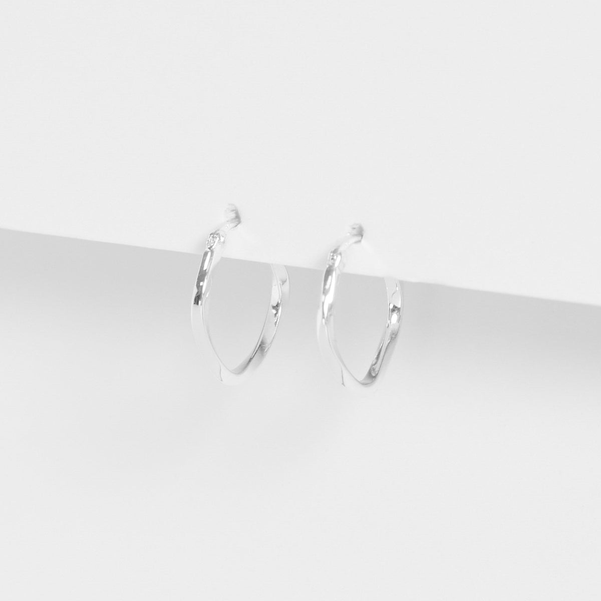 Simply Silver Sterling Silver 925 Polished Molten Hoop Earrings