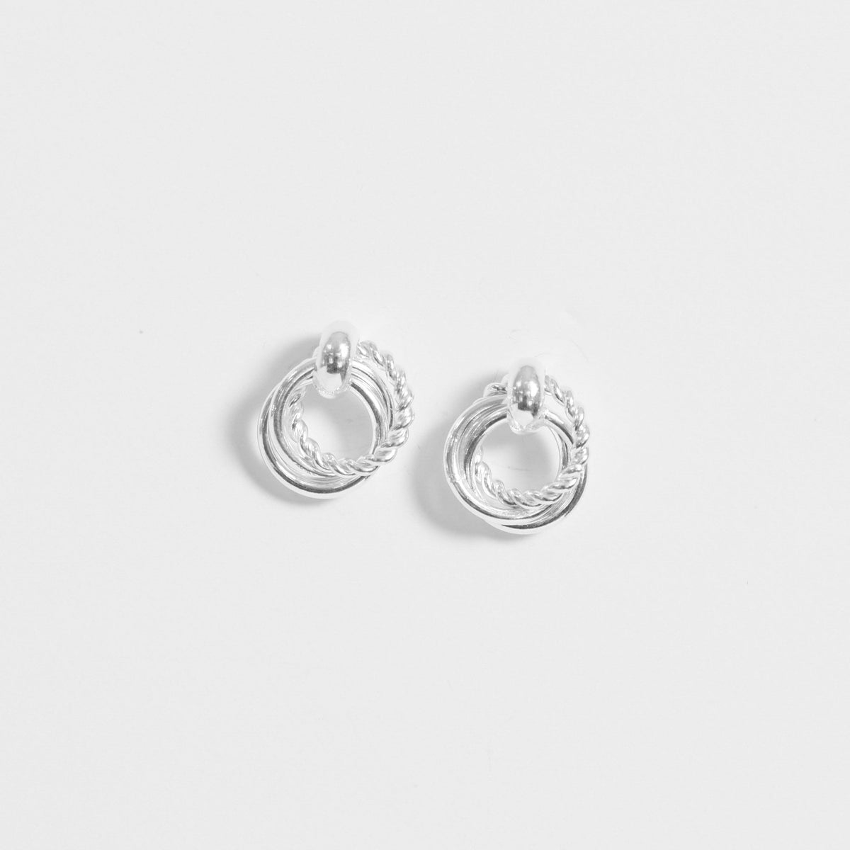 Simply Silver Sterling Silver 925 Polished And Textured Interlocking Circle Stud Earrings