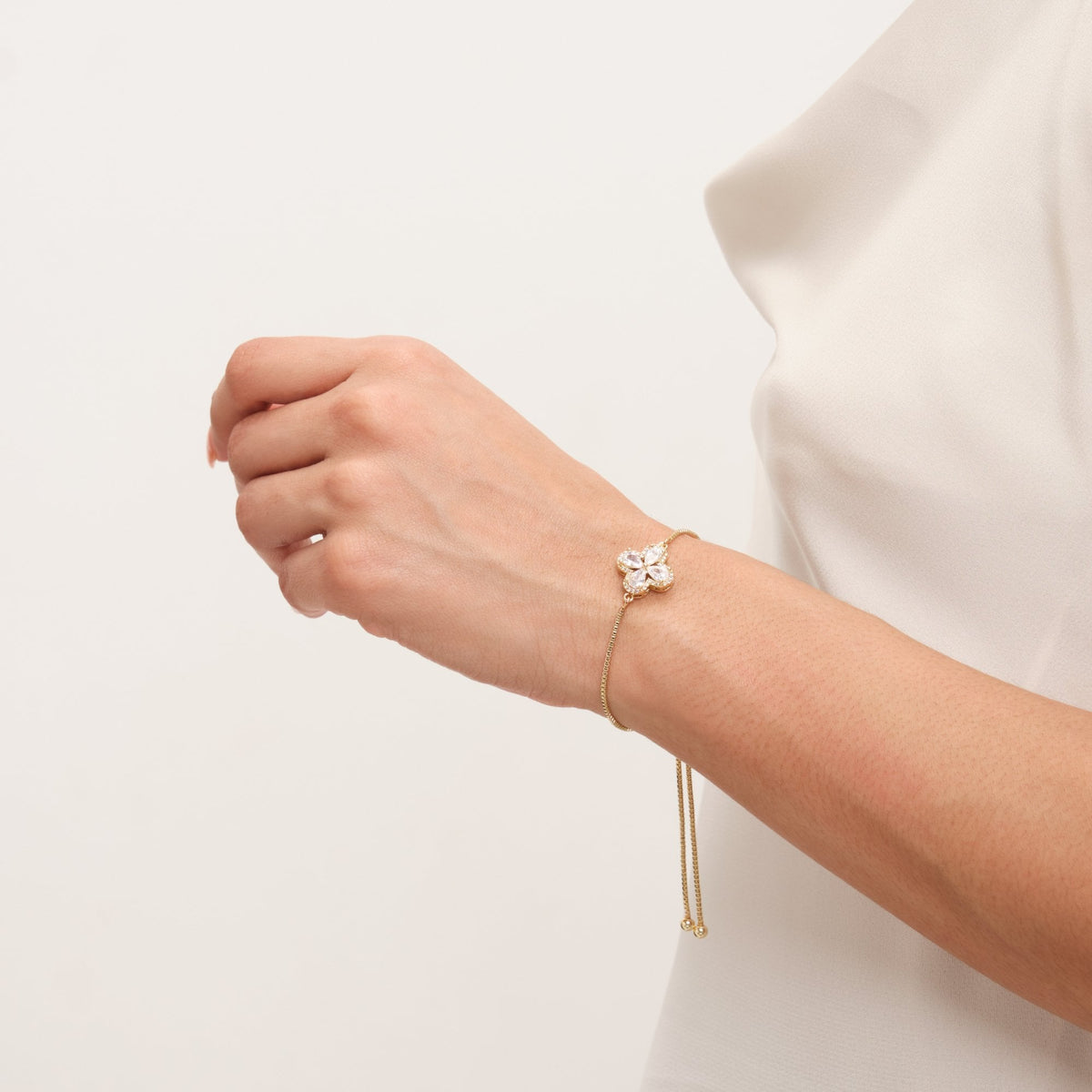 Jon Richard Gold Plated Cubic Zirconia Clover Toggle Bracelet - Gift Boxed