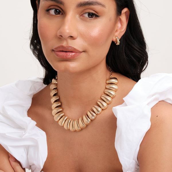 Mood Gold Polished Ridged Collar Necklace