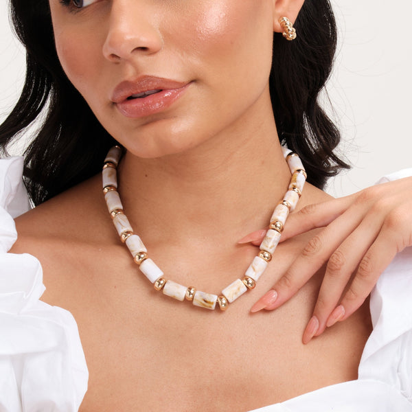 Mood Gold Cream Resin Allway Necklace