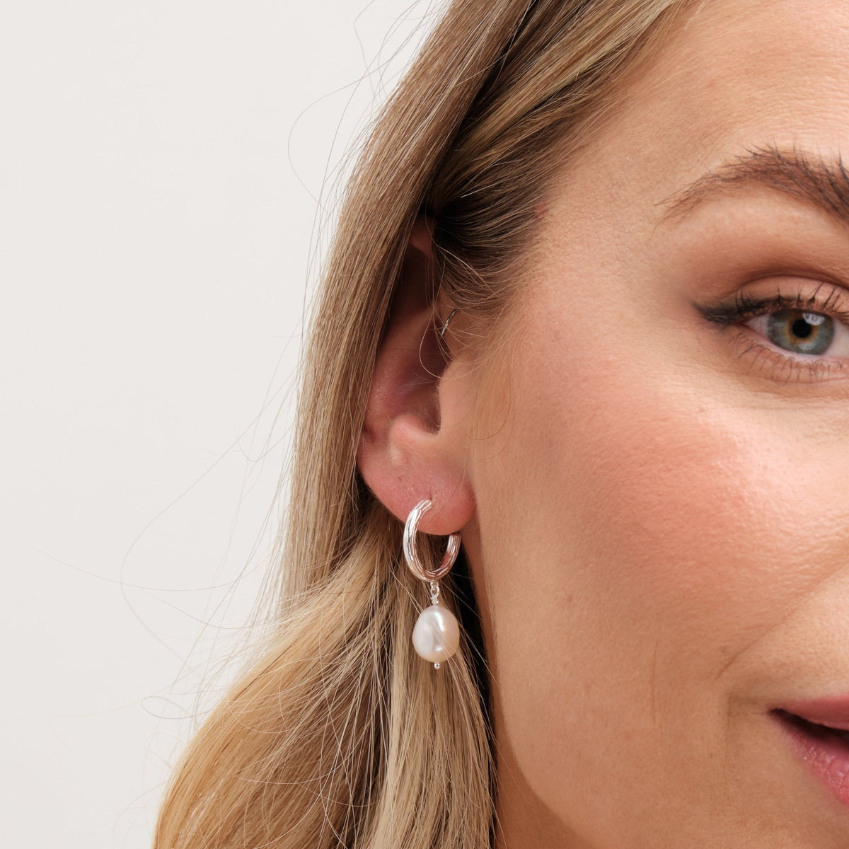 Simply Silver Sterling Silver 925 Polished Textured and Pearl Hoop Earrings