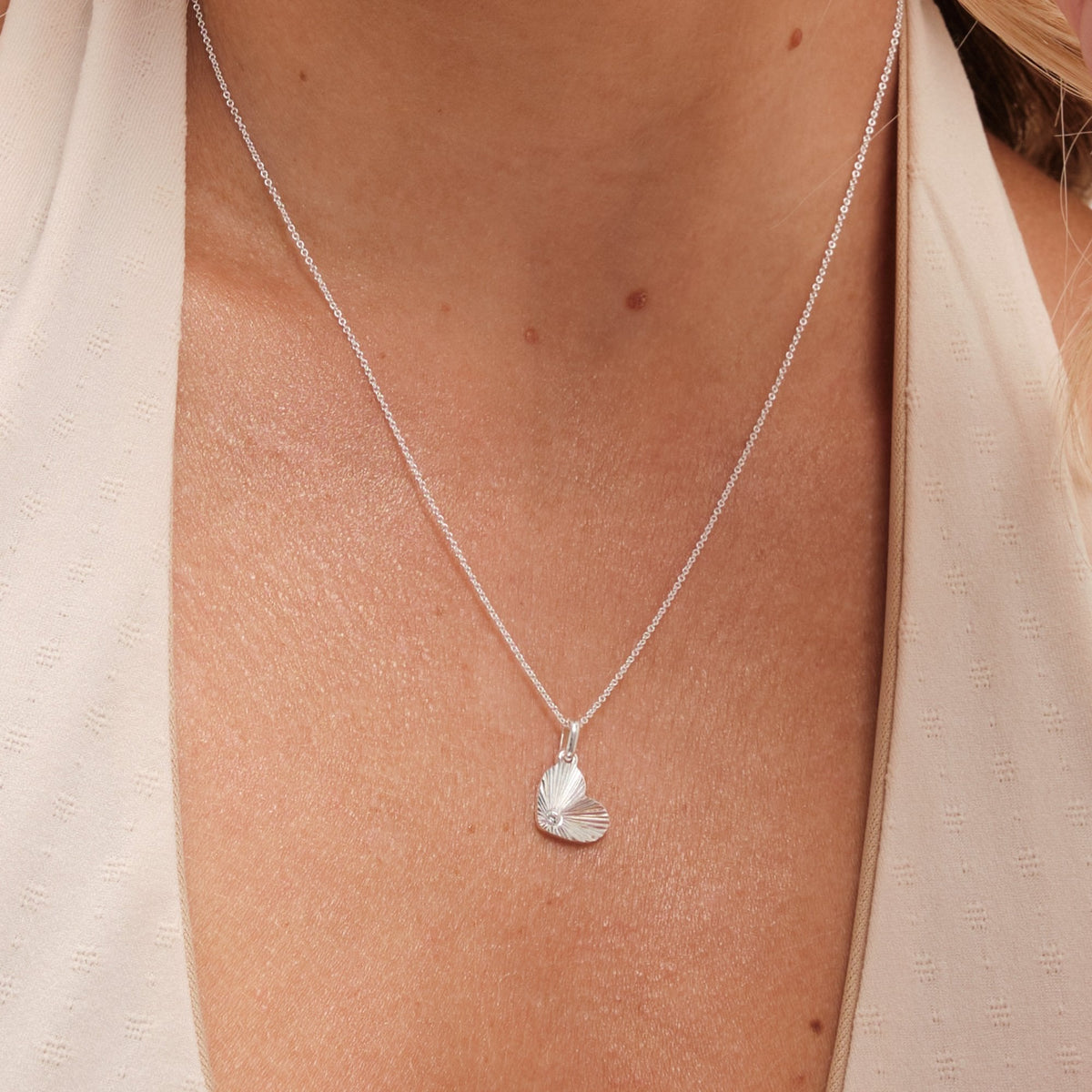 Simply Silver Sterling Silver 925 Polished Diamond Cut Heart Pendant